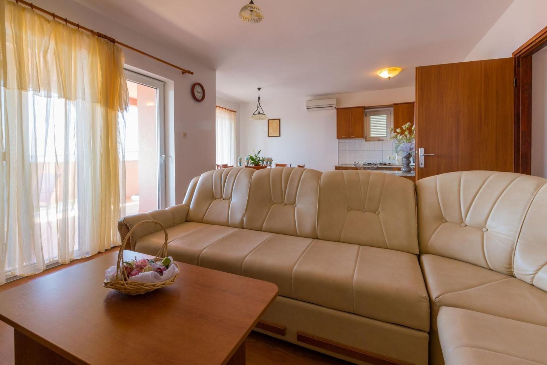 Apartments Tomica Novi Vinodolski Buitenkant foto